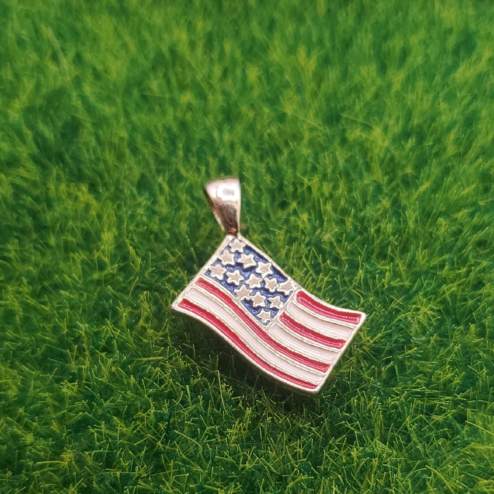 Usa Flag Patriotic Pendant P331